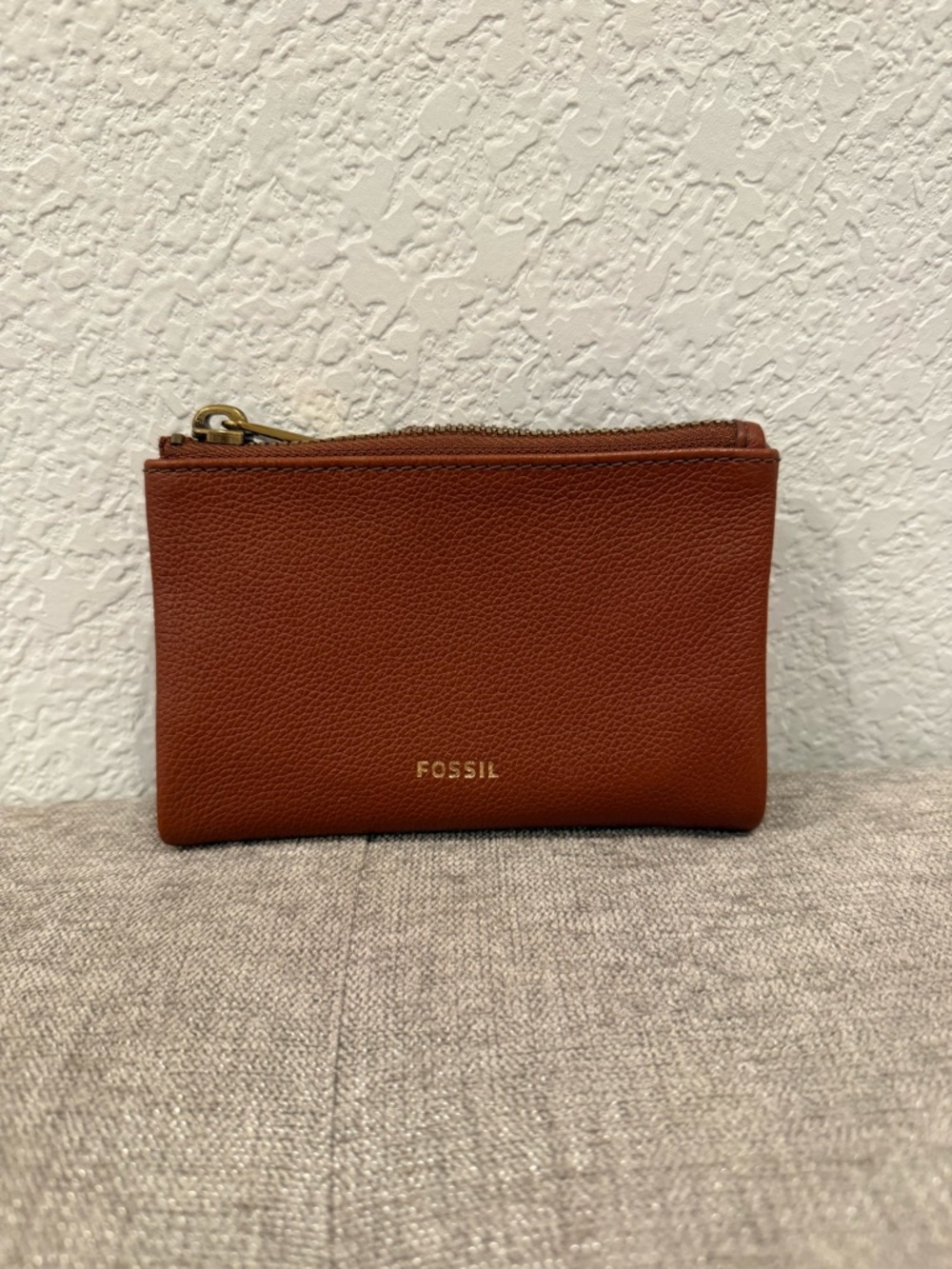 Fossil Lainie Multifunction Leather Wallet with Gold Hardware